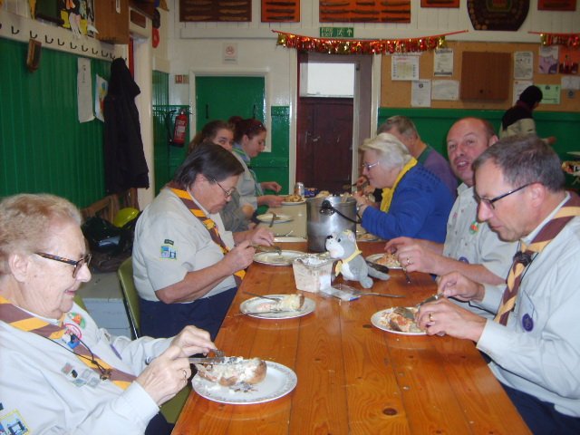 SuttonSnaggles tweet media