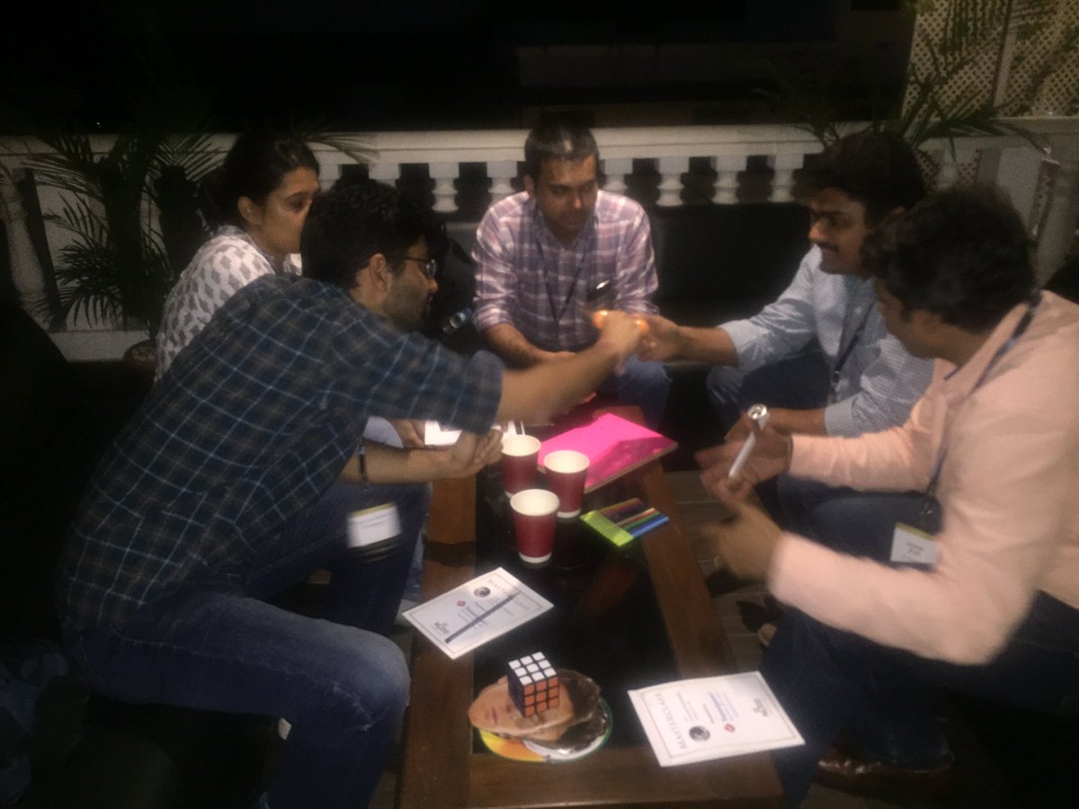Nodd_App's tweet photo. #networkingactivity at #master class by @HappynessAtWork #startups @travelyaari https://t.co/tCvqZng8jQ