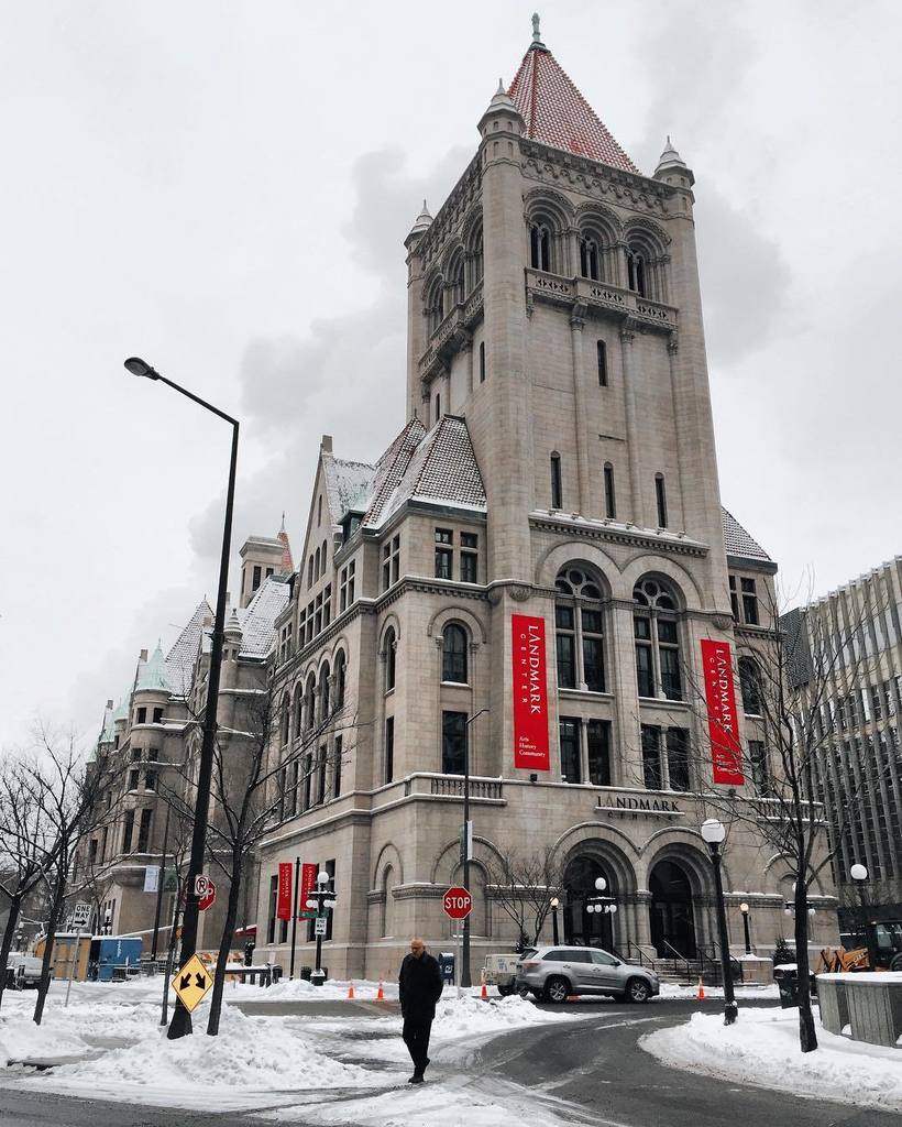 rachel_ventures's tweet photo. Winter in Saint Paul ❄❄❄
.
.
.
#strangersinmyfeed #onlyinmn #mysaintpaul #minnesota #priim… https://t.co/XgDlkxpfVR https://t.co/Yt7MSCwaUP