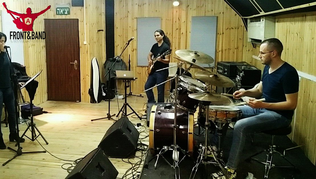 FrontEndBand's tweet image. getting ready for our first tour! @nirkaufman
#angular #angular2 #frontend