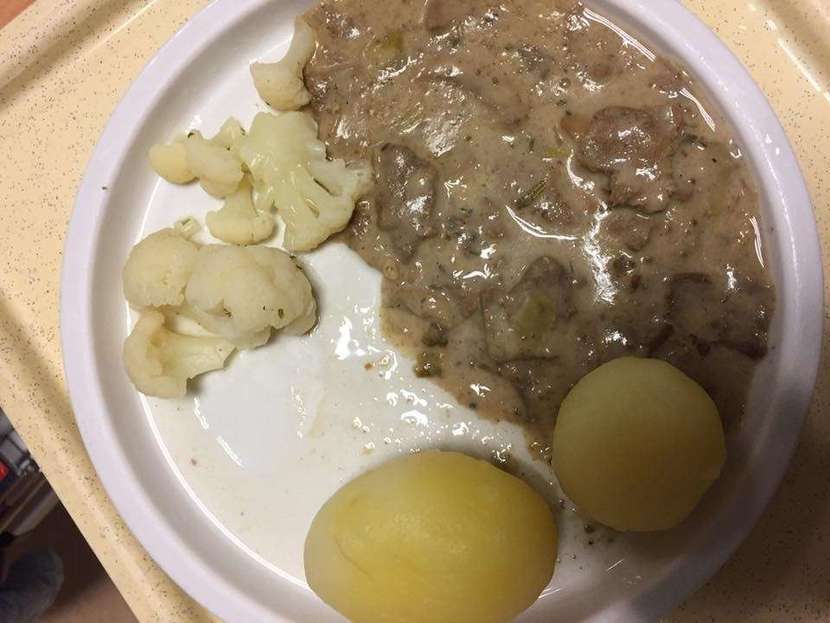 För Plus-kunder: Sjukhusmaten i Sundsvall får hård kritik: ”Skulle skämmas över att skicka ut den maten”
st.nu/vasternorrland…