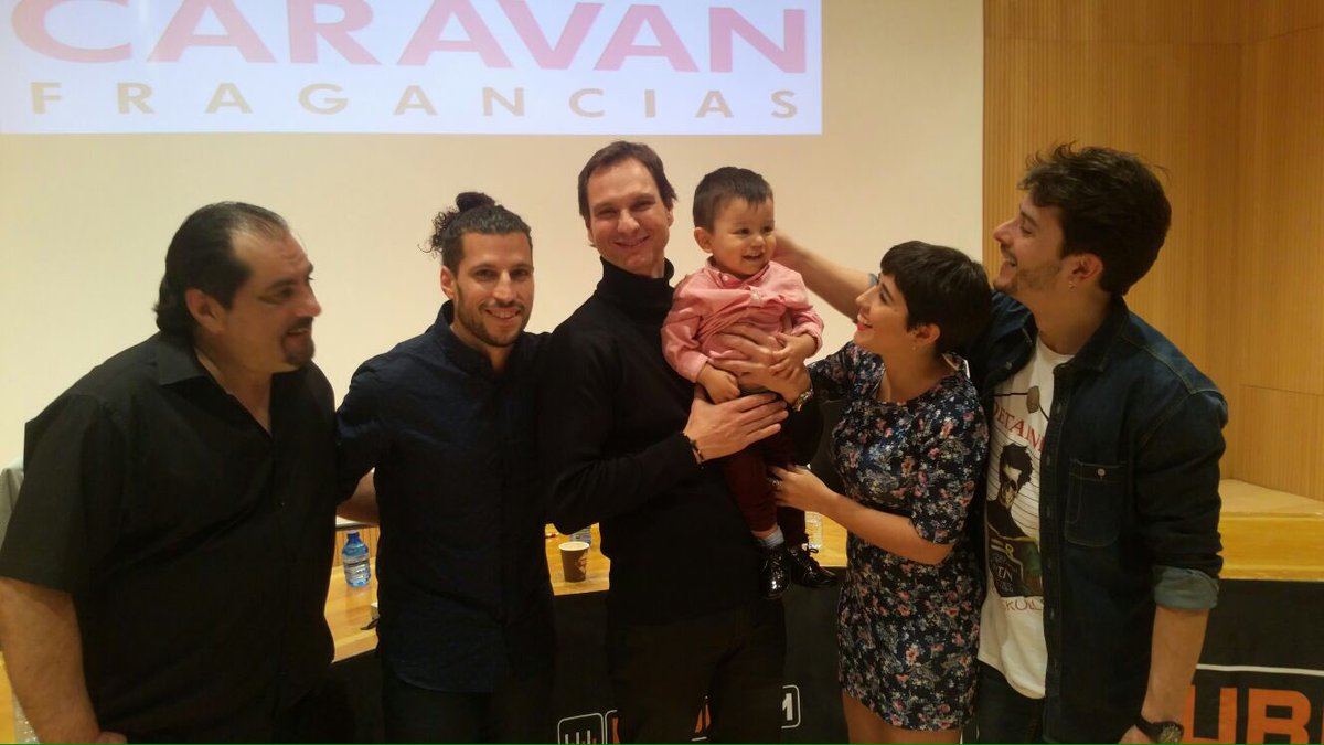 UnaCasa_UnaVida's tweet photo. Que bien estuvo Alejandrito ayer con @_javiercardenas, @_alejacastello, @apenaco @tonymartinezs en el programa de @cardenaseuropa en #Zrgz. https://t.co/3PD38MStgL