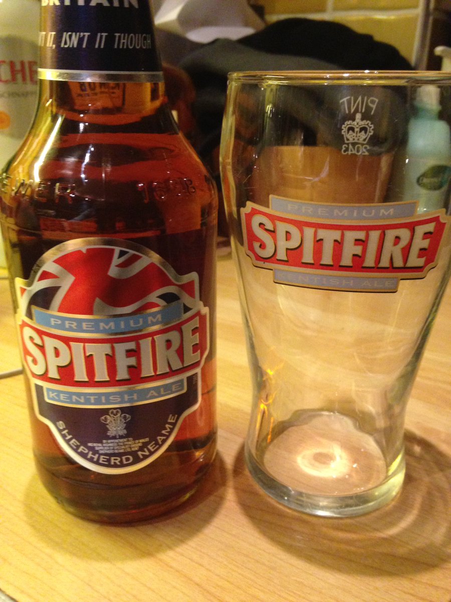 MikePannett's tweet photo. Right - Time for a beer as its #BeerOclockTime and catch up with the .@bbcstrictly final ๐๐พ๐ Those who are working stay safe - if not cheers https://t.co/Rs7FQ17F4n