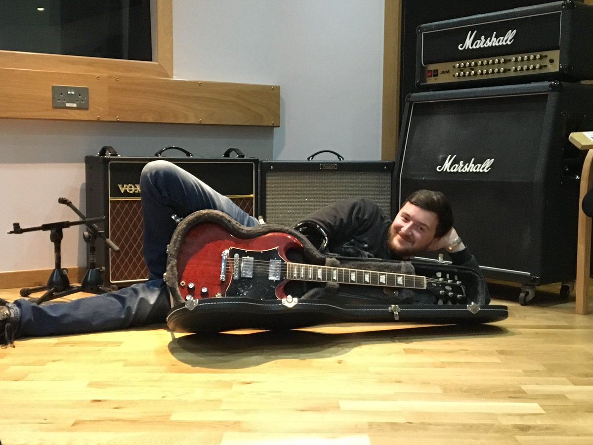 // recording guitars //