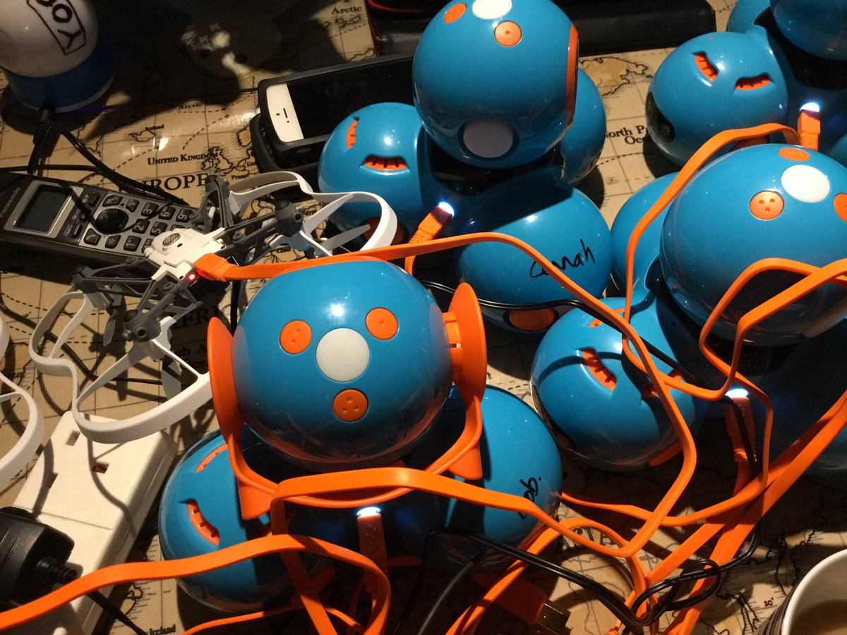 DIgital_H2L2's tweet image. Computational Thinking and fun coding session tomorrow at Aboyne Church, big recharge underway.
Come along at 12.00 and #getcoding