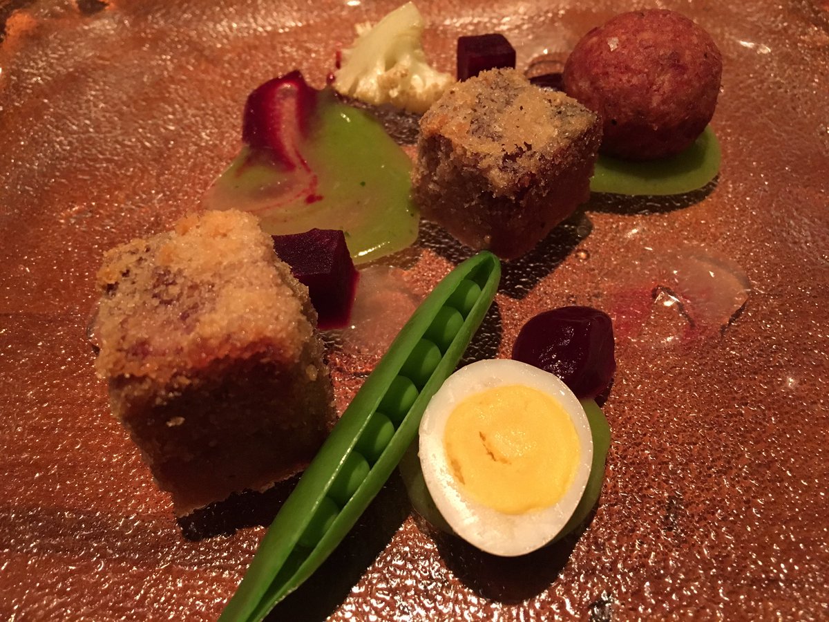 SpicyAgarwals's tweet photo. Delicious, and beautiful, dinner at @pacificaHB in Napier. https://t.co/K7QFpDWo9Y