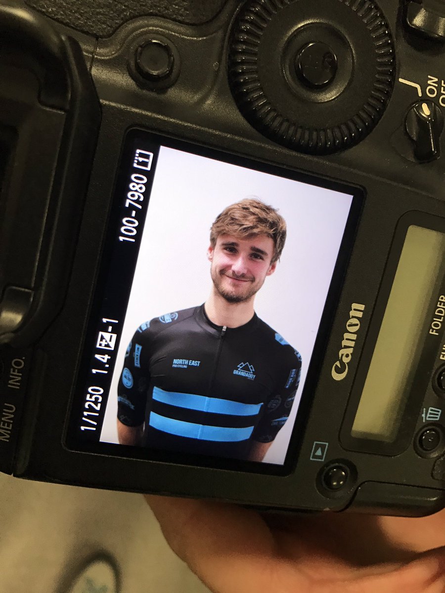 Who's that good looking chap?