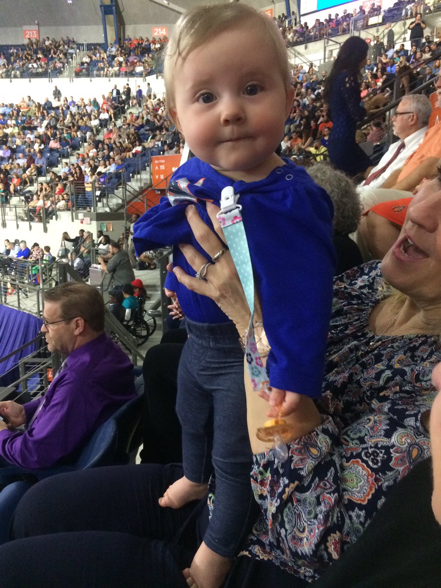 pafl's tweet photo. My dad's graduating from the University of Florida! #UFGrad #FutureGator https://t.co/QBcgMXtCdY