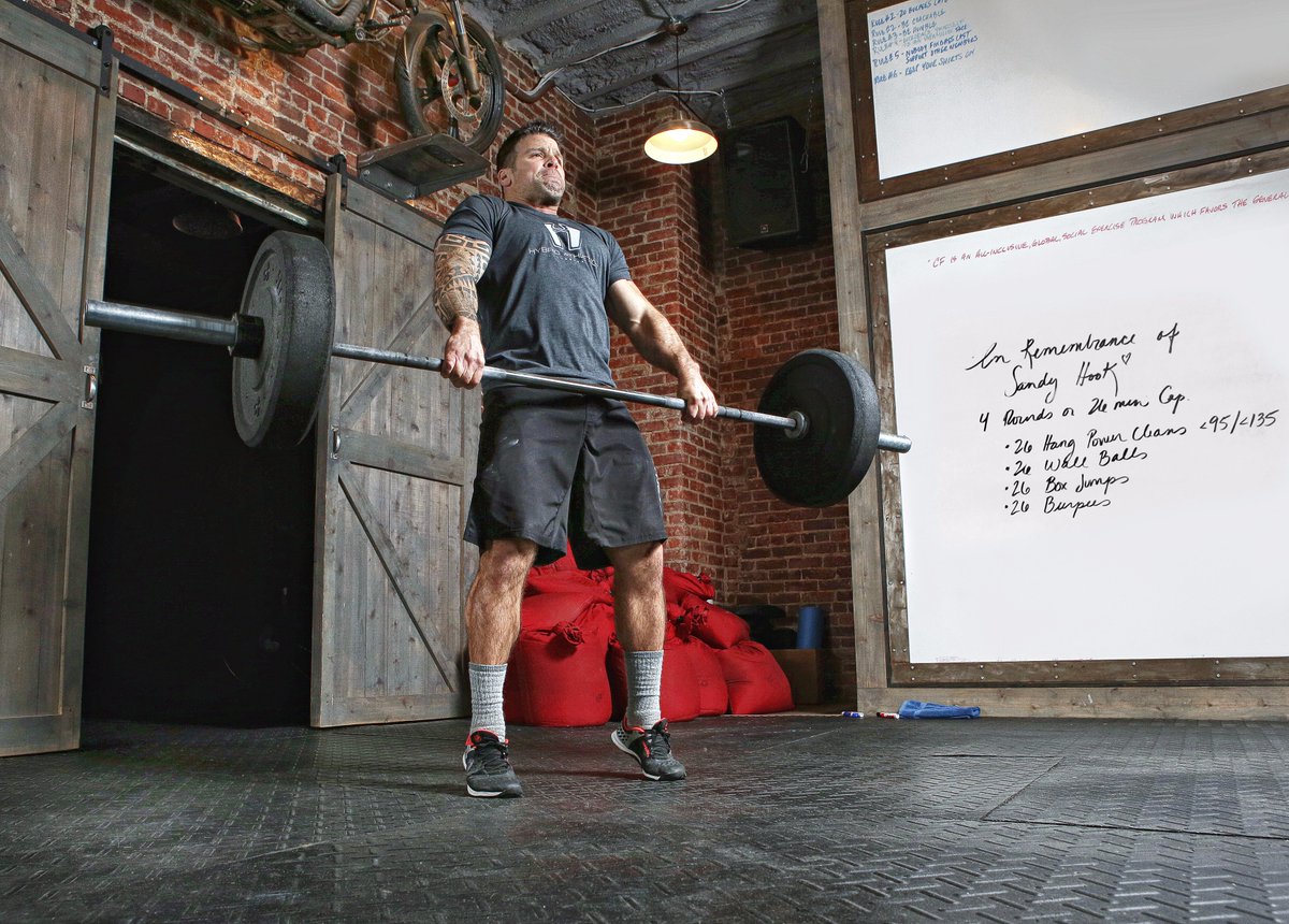 CrossFit tweet media