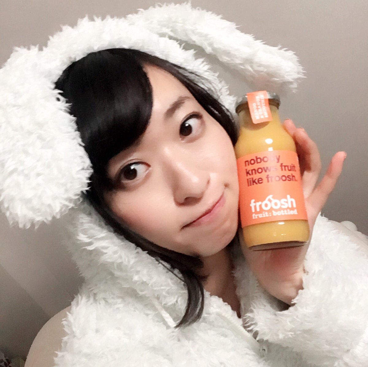 yukakuramoti's tweet image. 疲れと寝不足で肌荒れしてきたので頂いた #froosh を飲むよー。ビタミン摂取〜ԅ( ˘ω˘ ԅ)今月乗り切ればお正月休み！！！！がんばる！