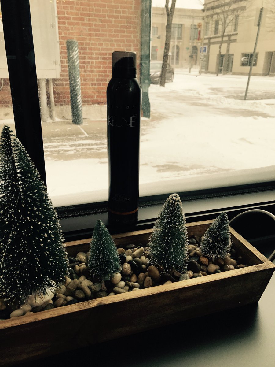 #POTD KEUNE ROOT VOLUMIZER is a lightweight gel mousse that creates lift @ the base of your hair &amp; provides heat protection. Heat activated.