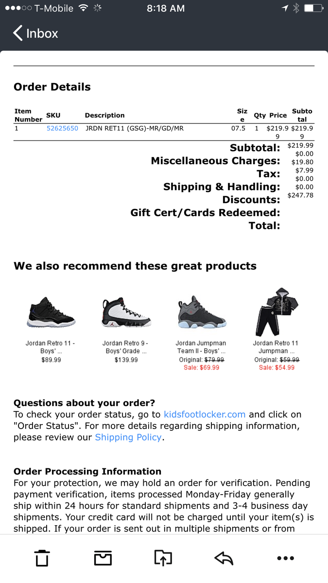 kicksR4chicks's tweet photo. I got a pair of velvets didn't really want them I wanted the DBs or the yeezys. Anybody want them #jordan11 #velvet11 #sneakerhead https://t.co/3IB10p5s8H