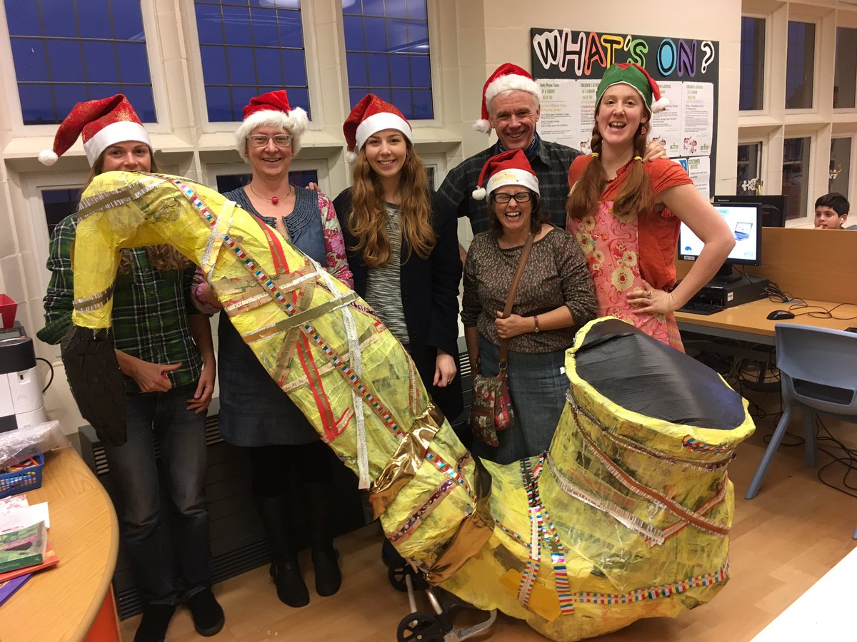 tttooting's tweet image. Thanks all who came to ReSparkle! at #TootingLibrary - it was great! Children &amp;amp; adults creative together, fun &amp;amp; sustainable @wandsworthlibs
