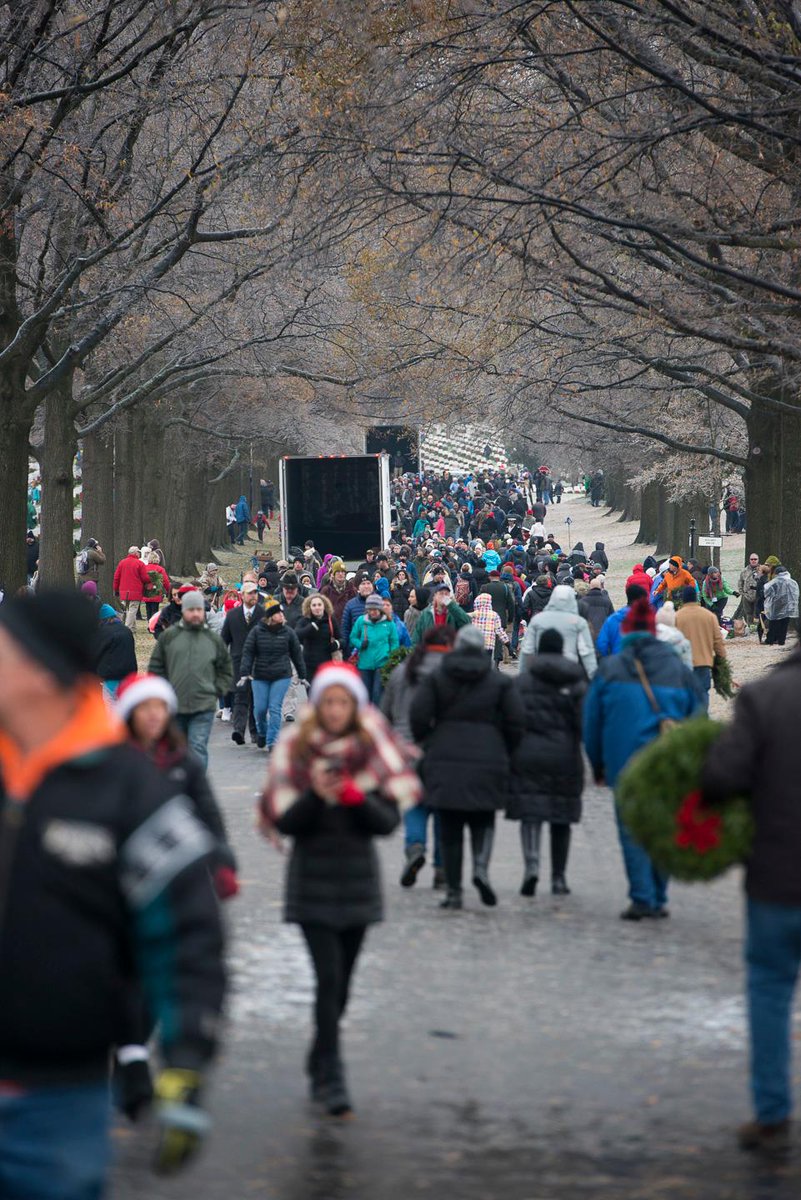 ArlingtonNatl's tweet photo. #UPDATE: We are 99% complete. Thank you to all who braved the weather and volunteered at this year's #WreathsAcrossAmerica. https://t.co/A4KEqk85lM