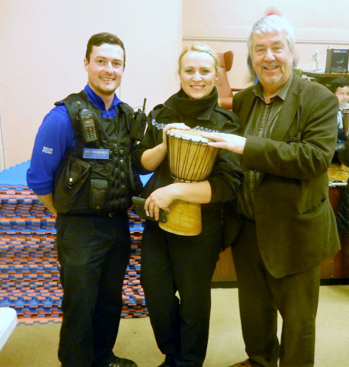 Syriasirgar's tweet photo. lovely to see the team from @NPTLlanelliTown last night at the @Syriasirgar social evening welcoming Syrian Families to our community. https://t.co/624ufAn2ae