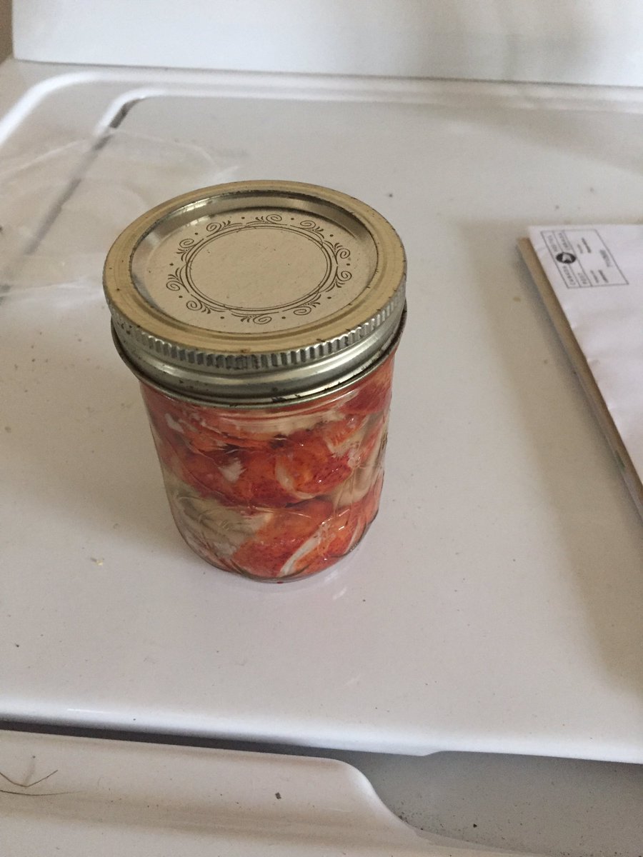 rcostain27's tweet photo. @AskTSA can I bring bottled lobster and scallops from Canada to USA? https://t.co/4CO5A3LRjm