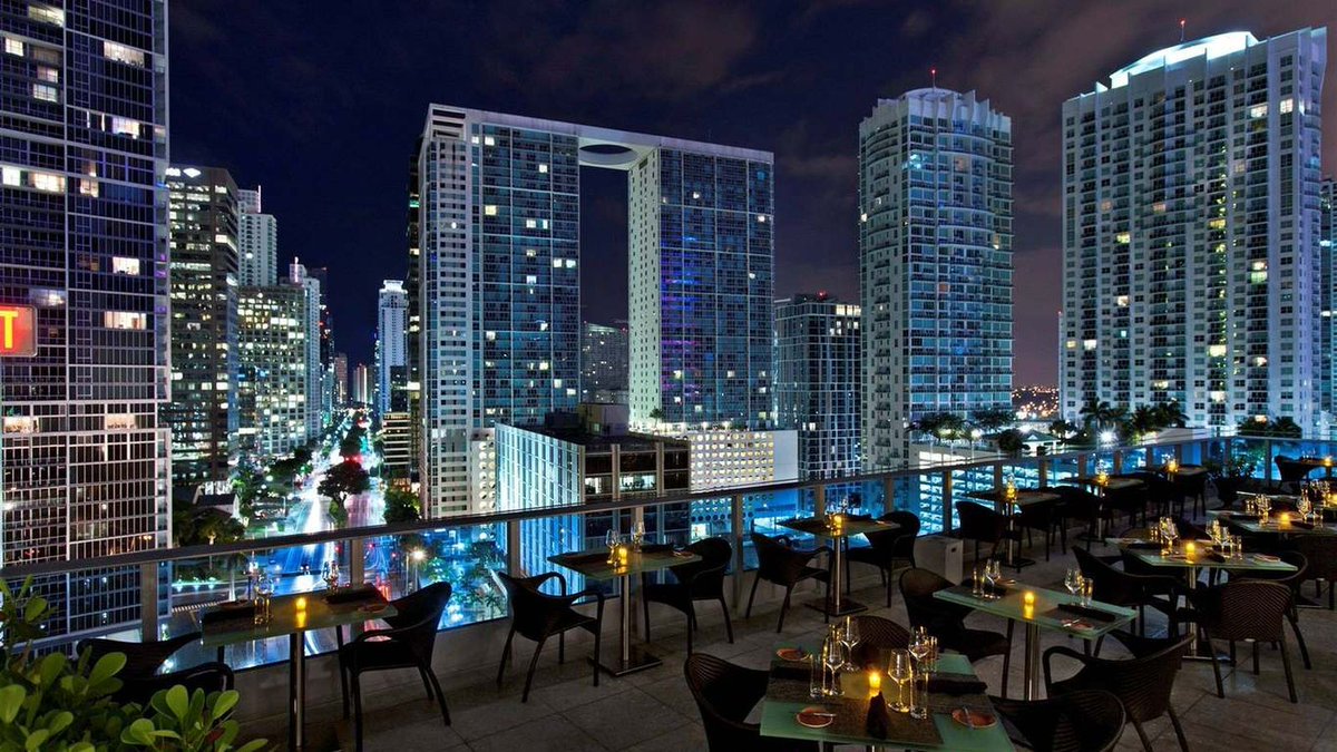 Need a beautiful view? Head to <a href="/MO_MIAMI/">Mandarin Oriental</a> and you won't be disappointed! 

buff.ly/2gToVF3