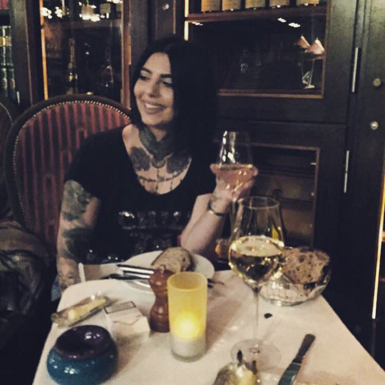 Lemondoerr's tweet image. #food #lover #businessbuddys #hustle #now #relax #later #travel #around #the #world #and #meet #friends #succes 💎💋🦄