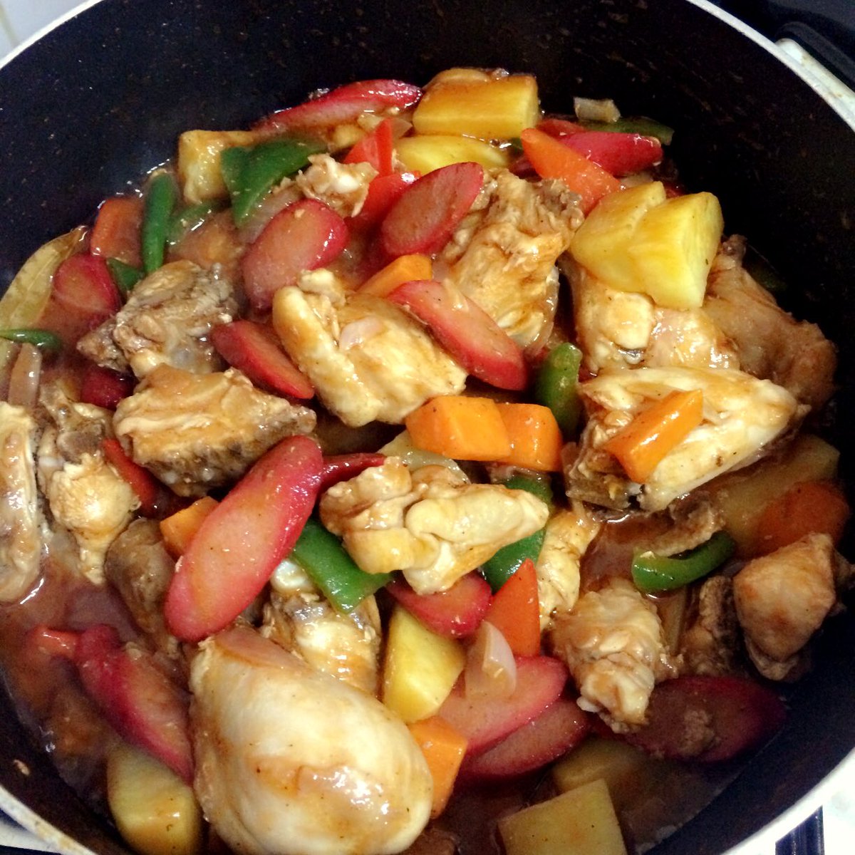 aavery_arvee's tweet photo. spicy afritada👍 https://t.co/1jFiPctJOK