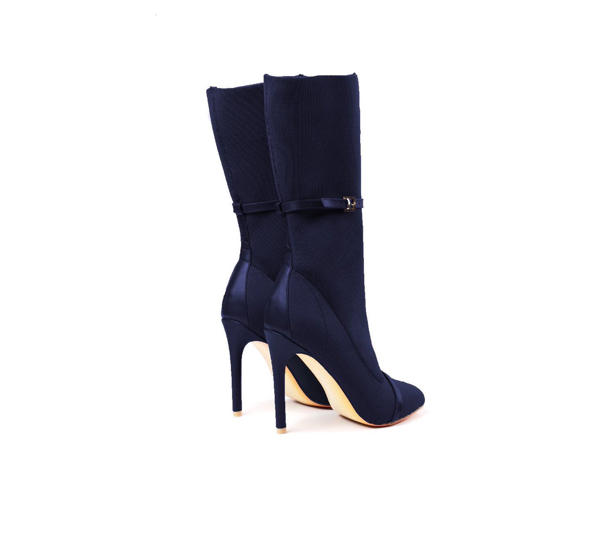 officialHanifa's tweet photo. CODI also comes in Navy + available now on https://t.co/CXzv7DRAa8 for pre-order✨ https://t.co/Gy7ct4ICD1