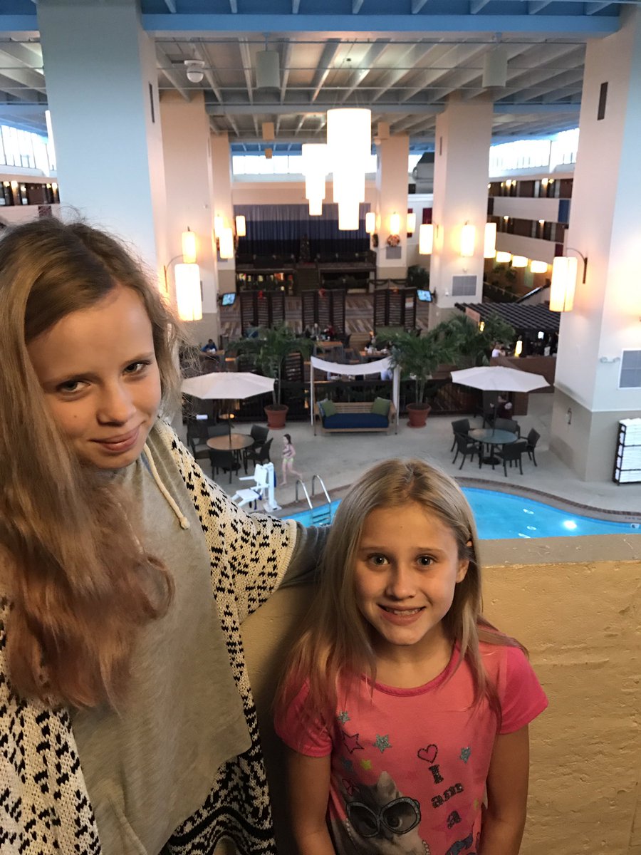 MikeKawula's tweet image. Let's ROCK 🔥💥⚡️🚀@CheerExpressFla at @TheChampsLeague 

Kicking off #CL4 #OprylandNashville