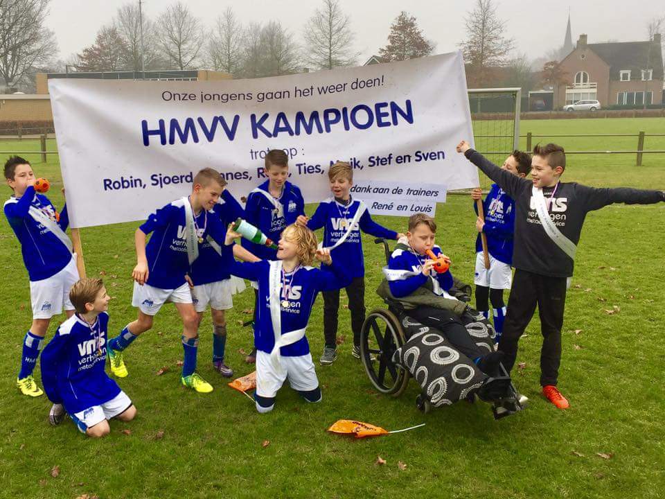 JO11 KAMPIOENEN 2016!!! Felicitaties aan onze jongens!!! <a href="/hmvv1929/">HMVV1929</a> #wiezijnde beste #kampioenen