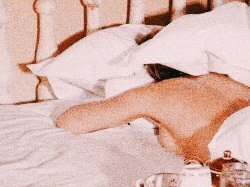 hendallaesthetc's tweet photo. If I lie down, would you stay now? https://t.co/HJ1Bqs6Zzl