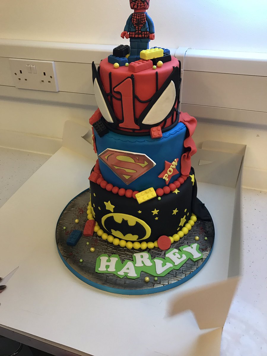 adampurslow's tweet photo. I don't actually think better customer service exists than that of @ZaraCakes @zaraneild85 https://t.co/w4nPgV9Q2e