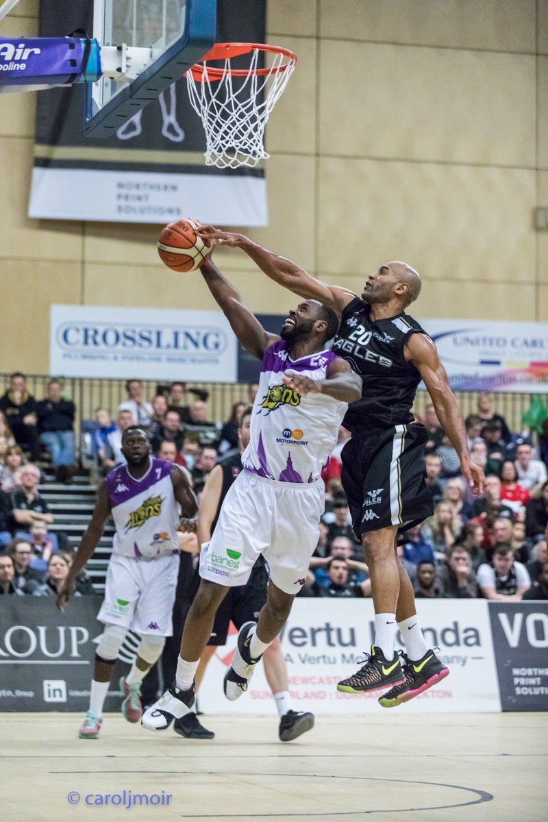 caroljmoir tweet media