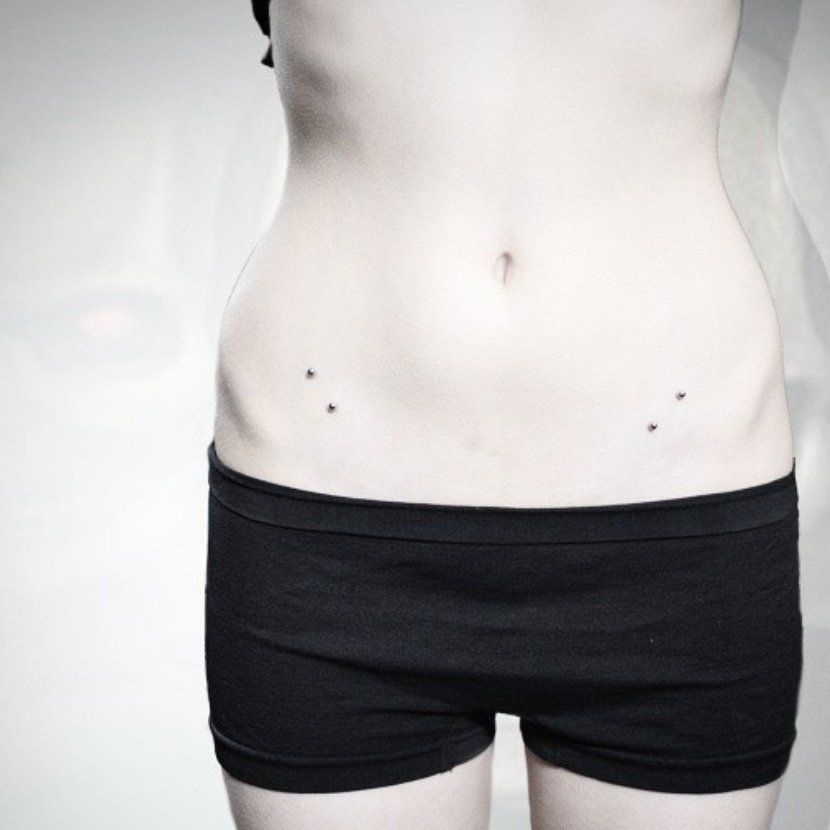 ZBhuel's tweet photo. new piercings so excited https://t.co/mVvOhOJCWF