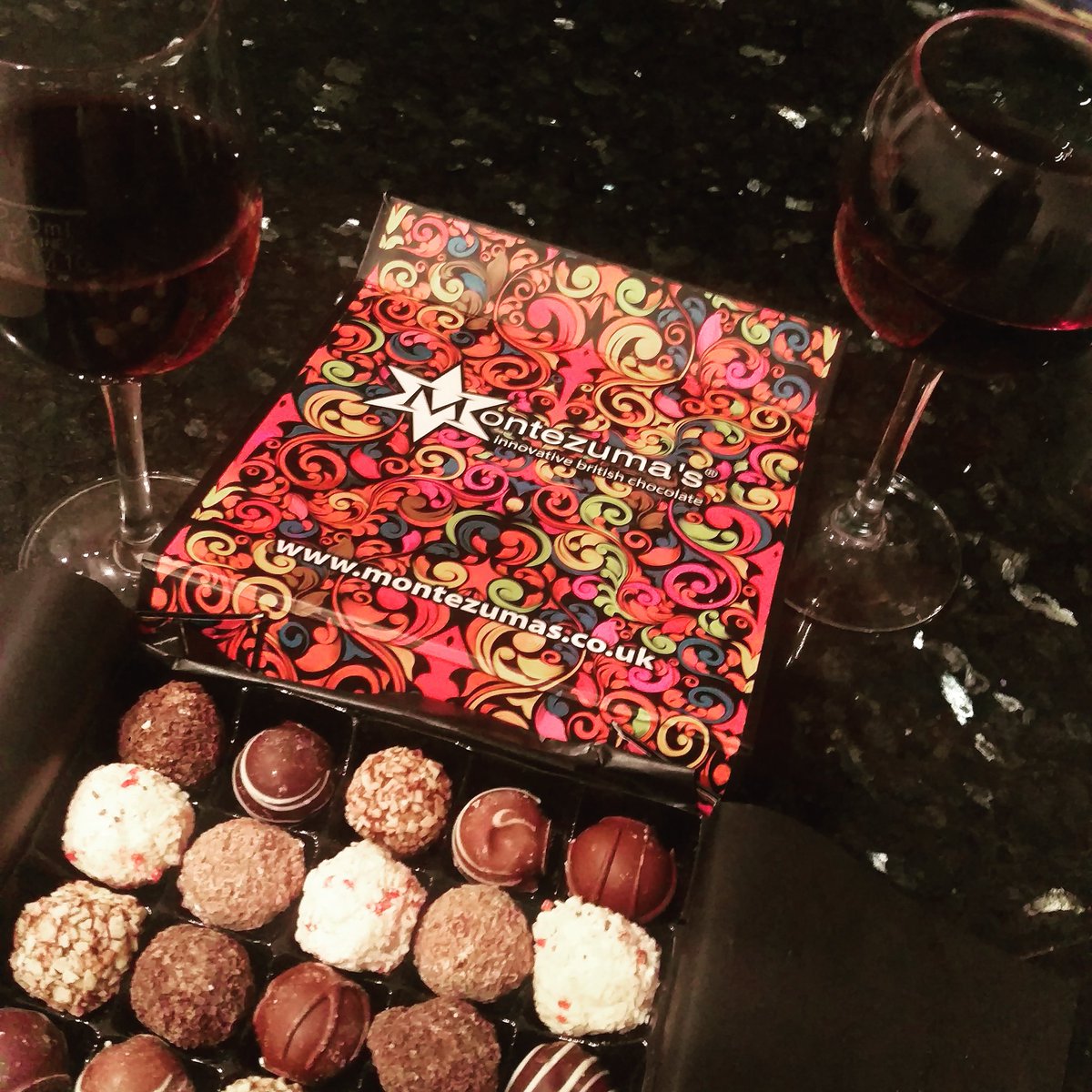 Thank you so much <a href="/Zafin/">zafin</a> for our delicious <a href="/montezumas/">Angel Perdido</a> choccies #delicious #merrychristmas Xx