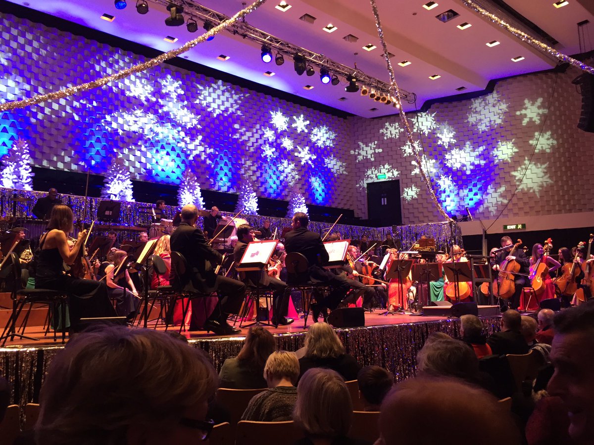 HarryBucknall's tweet photo. Time 2 get #Festive -@BSOrchestra #ChristmasProm @LighthousePoole 😜🎉🎈🍾 https://t.co/meGipdI1CQ