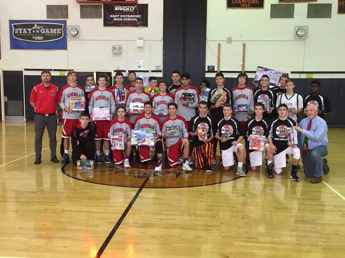The boys JV and Varsity Teams participated in the 4th annual Greg's Wings Toy Drive at East Rockaway High School.