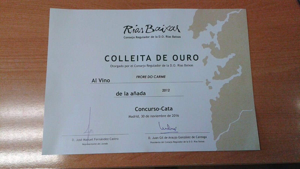 eladio_pineiro's tweet photo. La Cata de "Las Añadas"  del C. R. Rias Baixas demostrando la longevidad de los Albariños, Frore de Carme Oro un año más https://t.co/Ur2g6InjJY