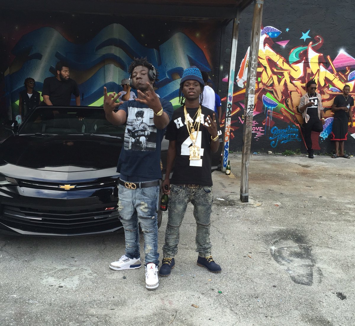HollaAtAZoe's tweet photo. DaFlyest @BrunoMaliKidd  video shoot 🎥🔥📸💪🏾👑 HollaAtAZoe X BMBMG https://t.co/Xddxv693fh