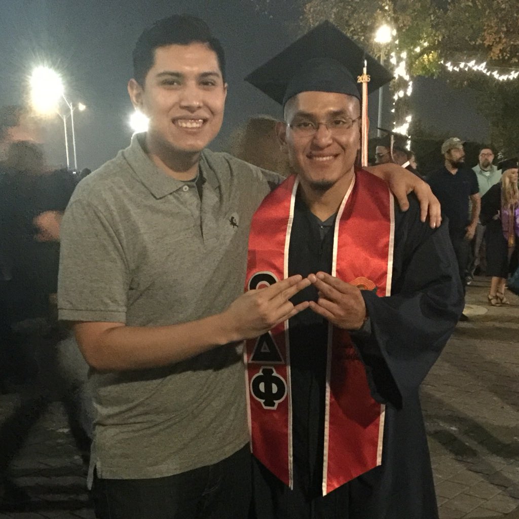 _DJMaxx's tweet image. S/O to one of my Kneos, my turn-up partner, and most importantly my close brother @kperez_92 on Graduating !😎🙌🏽#ChiClass #Fall14 #AD7Knights