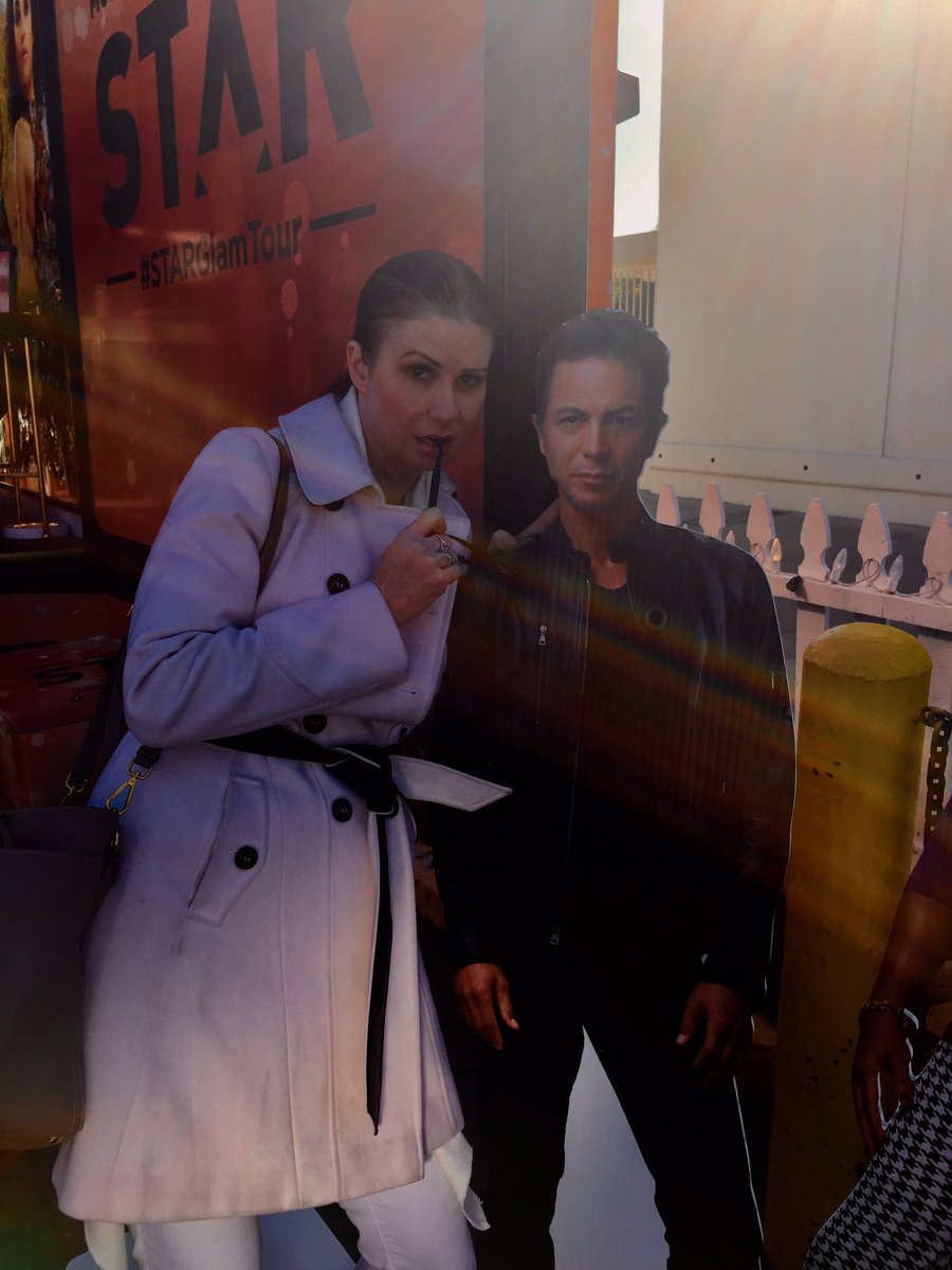 Mmahone's tweet photo. It's a cutout but it still counts. #STARGlamTour #Fox @StarOnFox https://t.co/Hi3KN74pOi