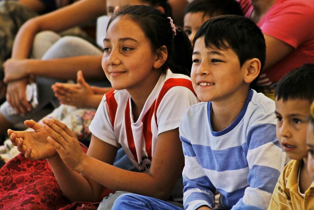 Boyaca95_6FM's tweet image. #SemillasDeAlegría ahora contagia de magia y navidad al municipio de Paz de Río, cientos de niños reciben entretenimiento y diversión.