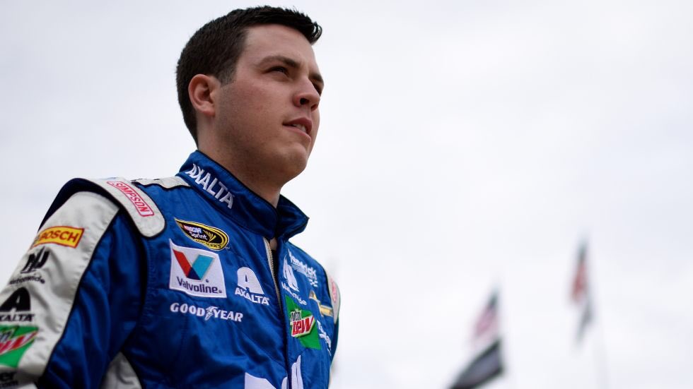 Nascar_Brackets's tweet photo. Round of 8 - Favorite driver in NASCAR...

RT for @AlexBRacing 
LIKE for Carl Edwards https://t.co/SGJI5jndC7