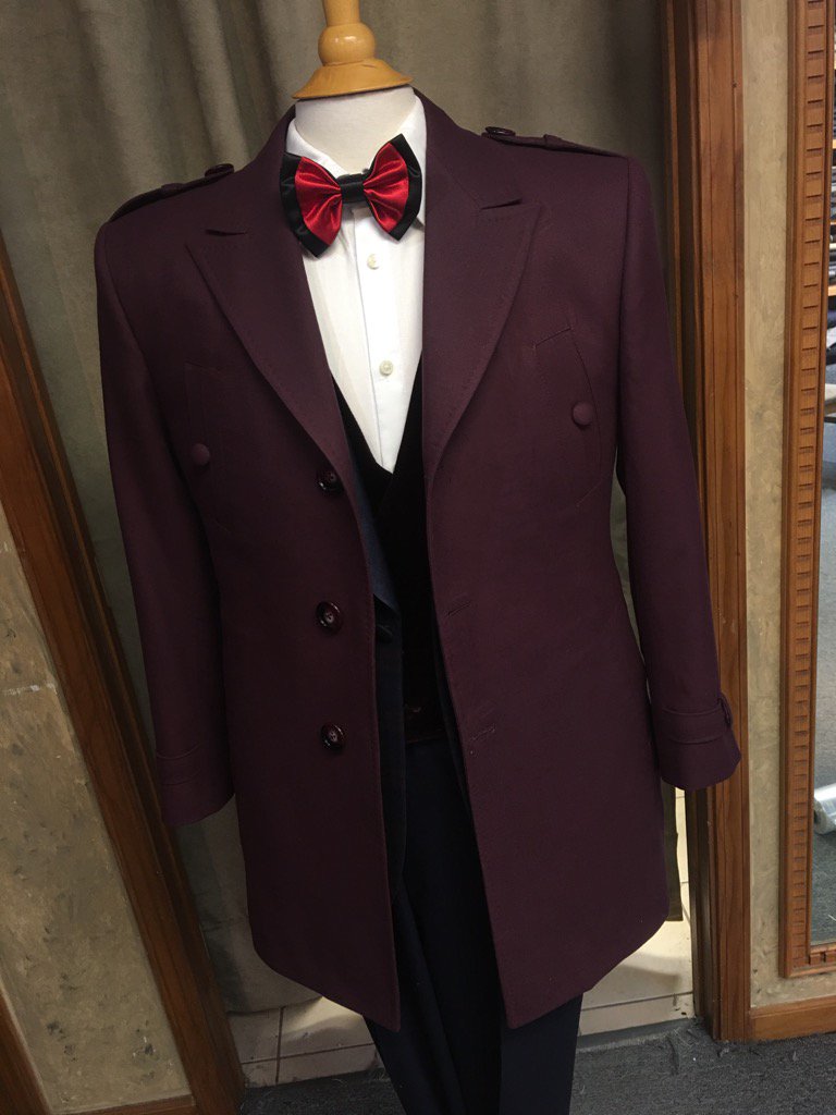 LacalaDesign's tweet image. Winter coat time in Chicago #fashion #bespoke #LacalaDesign