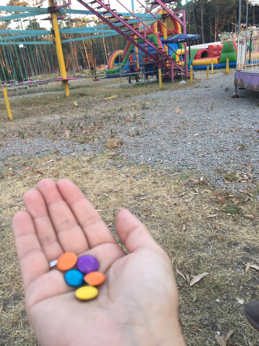 mehagolalinda's tweet photo. Felicidad en colores #BluPark https://t.co/pD308WHBKx