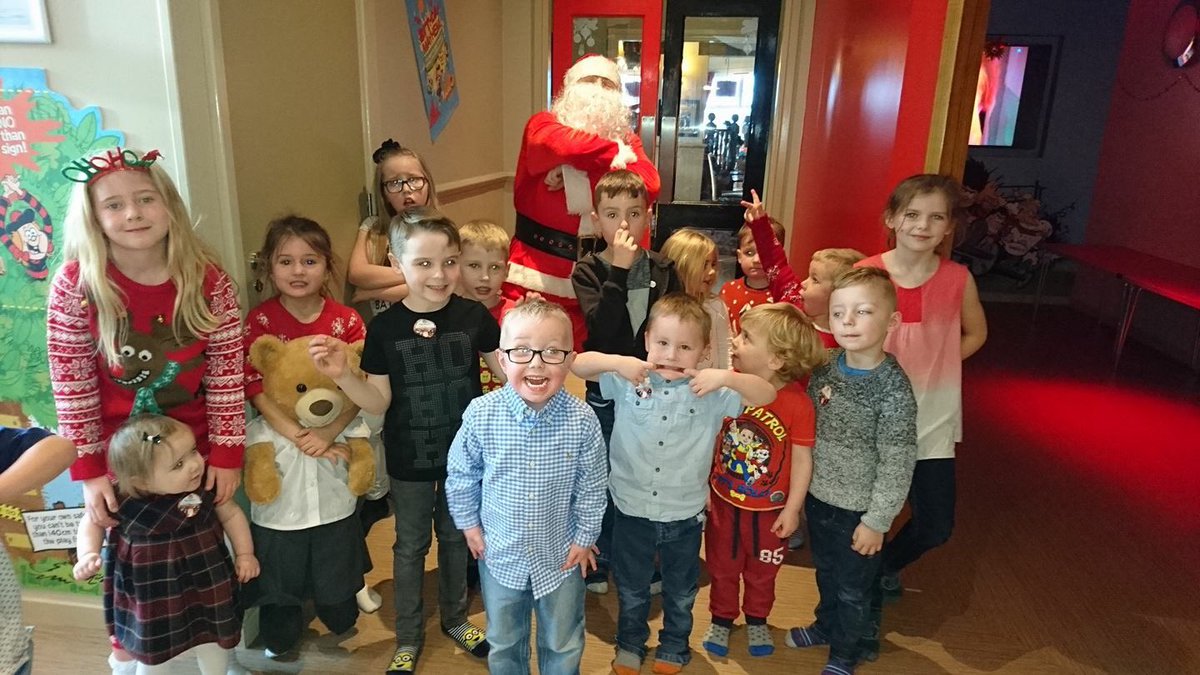 #breakfastwithsanta 17/12/16 <a href="/alastairhope/">Alastair Hope</a> <a href="/SpencerGraydon/">Spencer Graydon</a> <a href="/WeAreSUGM/">WeAreSUGM</a>