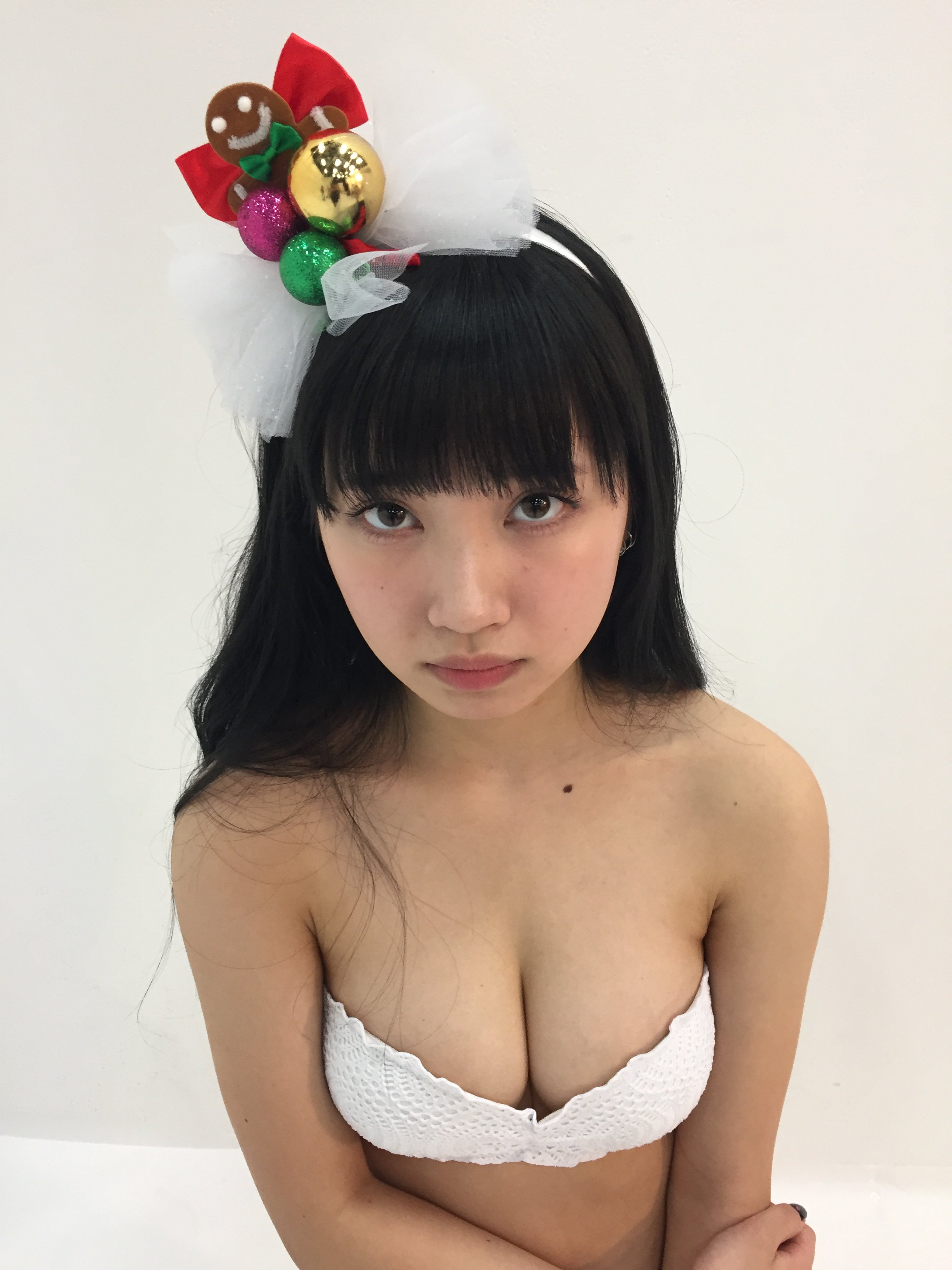 黒宮れい　エロ　画像 【サキドル エース SURVIVAL】エントリーNO.7『The Idol Formerly Known As  LADYBABY』黒宮れいちゃん！グループ名がなくて文字数が足りない…ですが、彼女の写真を見てもらえれば全て分かる！ #LADYBABY #黒宮れい  #サキドル https://t.co ...