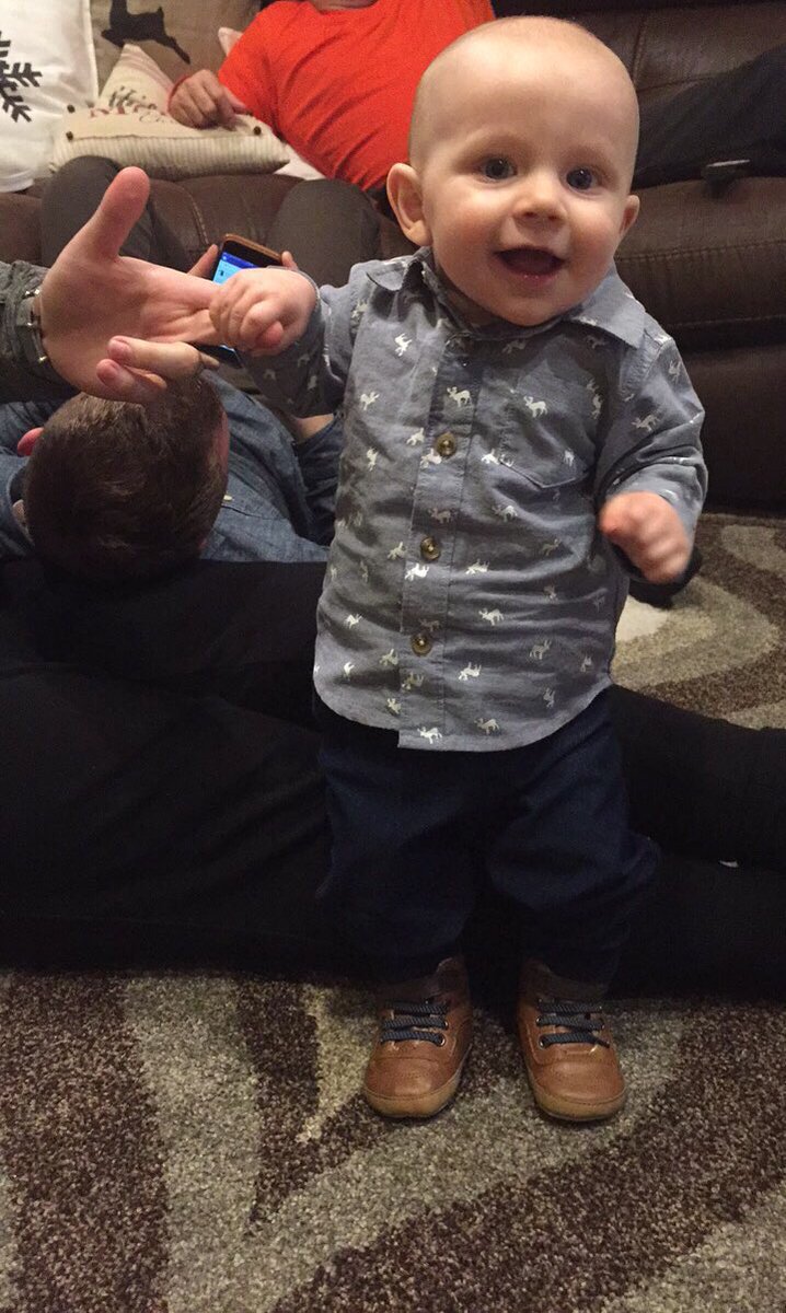 _haileyolsen's tweet image. i had to..my little bub started crawling! &amp;amp; look at his outfit😍