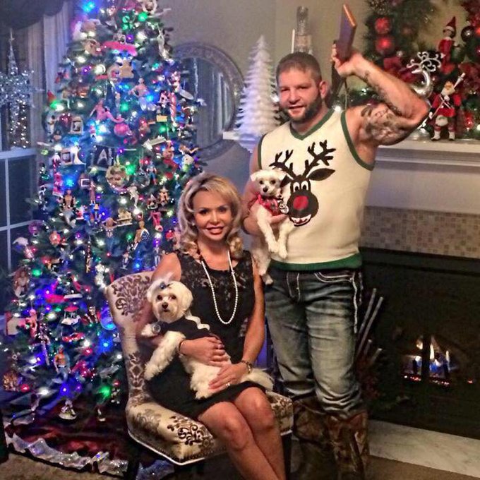 This is a fun picture of @COLBYJANSENXXX and I we always love our silly xmas pics!! https://t.co/2Kf