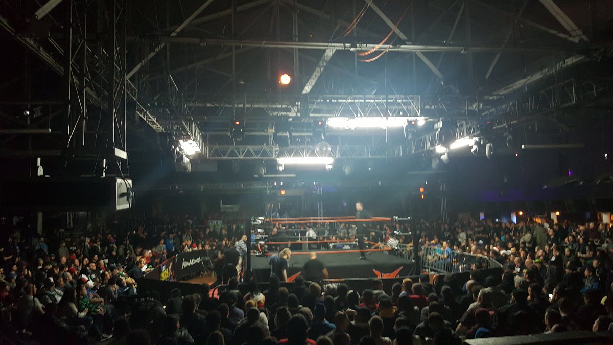 View image on Twitter