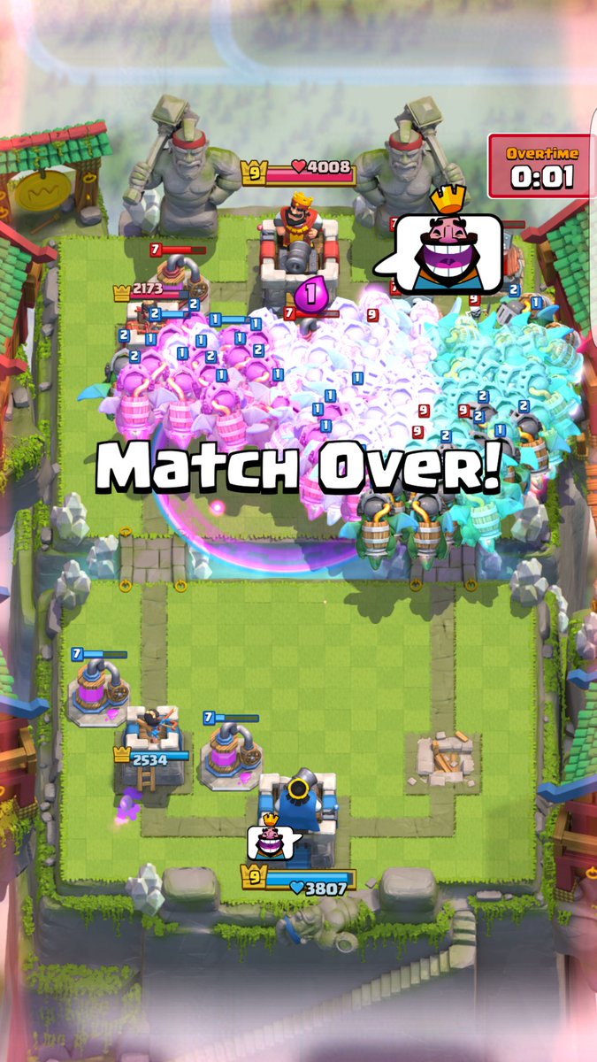 Ivangtzrosales's tweet photo. @ClashRoyale @GaladonGaming @Clash_with_Ash new world record?. https://t.co/ptVzfn7DuF