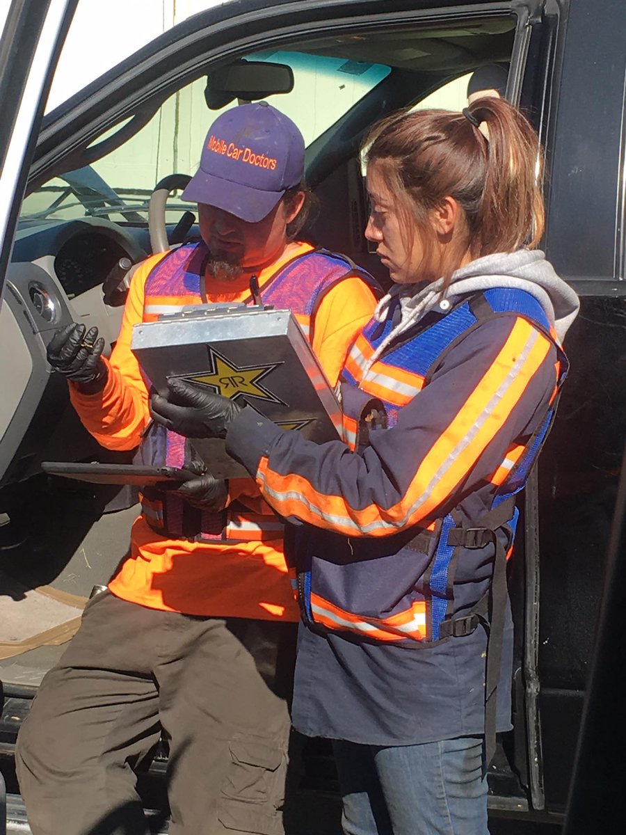 TheVestGuy's tweet image. facebook.com/mobilecardocto…

Custom Vests for just about everyone 

#Vests #Customvests #Mobilecarrepair #Cardoctor #Carrepair #Vests