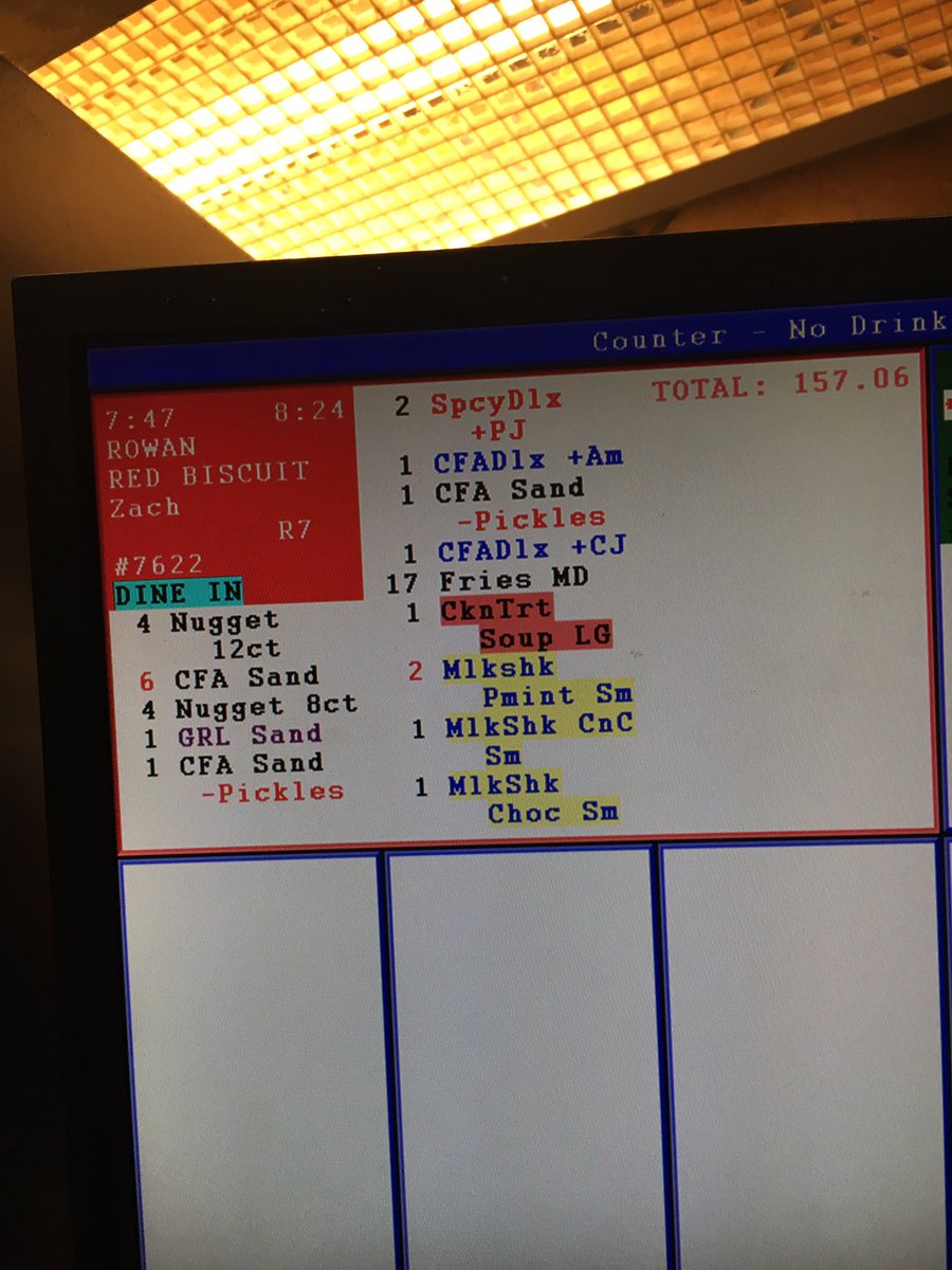 nich_roybs's tweet photo. He wanted them on separate trays. Smh. @CfaPetPeeves @CFAprobs @cfa_struggles @cf https://t.co/aB75tGXwjG