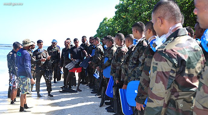 MNDF_Official's tweet photo. MNDF Central Area, Kahdhoo gai Kuriyahdhaa "Exercise Ekuverin 2016" ge Thamreenu thakuge therein https://t.co/gHYlFutJ2L